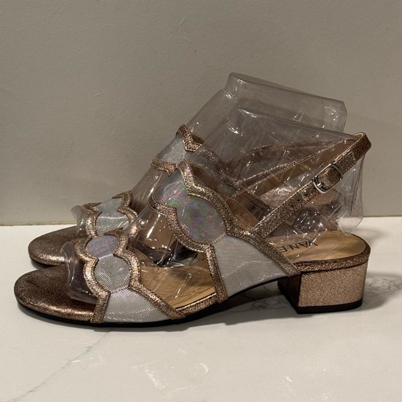 Vaneli - Hesper Scalloped Sling Back Sandals - Picture 5 of 10